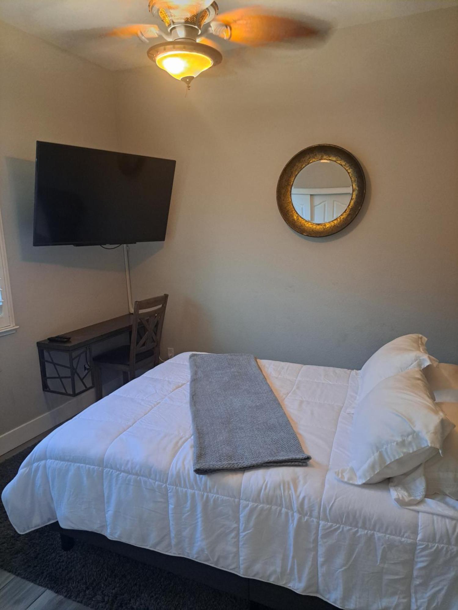 In Law Unit, 2 Bedroom Suite Roseville Esterno foto